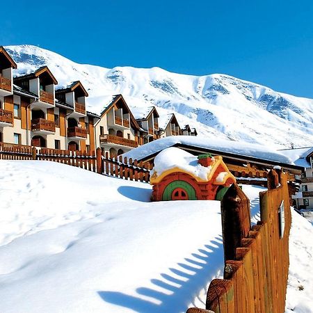 Residence Odalys L'Ouillon Saint-Sorlin-dʼArves Kültér fotó